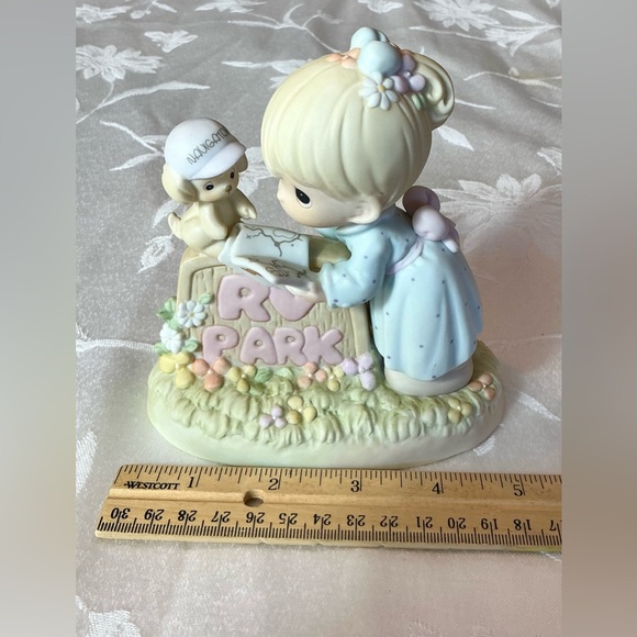 Adorable Precious Moments figurine titled "RV Haven' Fun Or What" collectible. - Picture 8 of 8